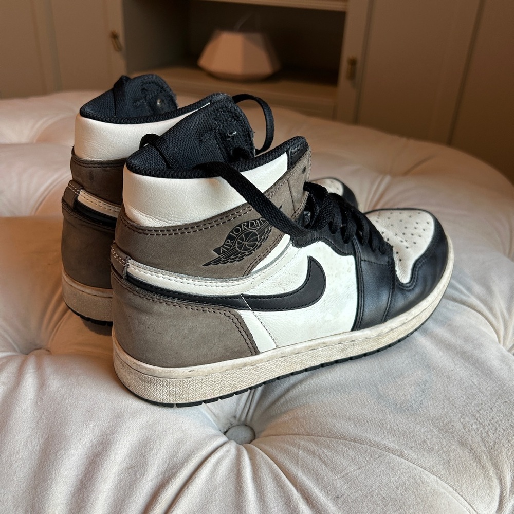 Nike Air Jordan “Mocha”